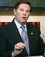 Tom_070115094538944_wideweb__300x375