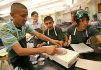 20090520__0521-a1-taks_400