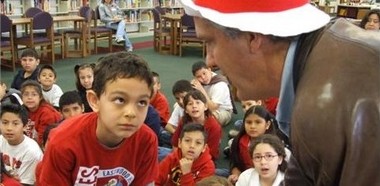 Senator Shapleigh reads from Dr. Seuss