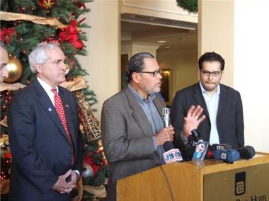Stop the Wall - <a href="http://shapleigh.org/videos/115-border-wall-press-conference">December 3</a>, 2008