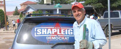 Senator Eliot Shapleigh on the job