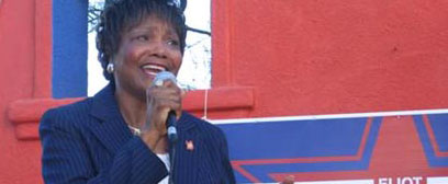 Singing praise for El Paso